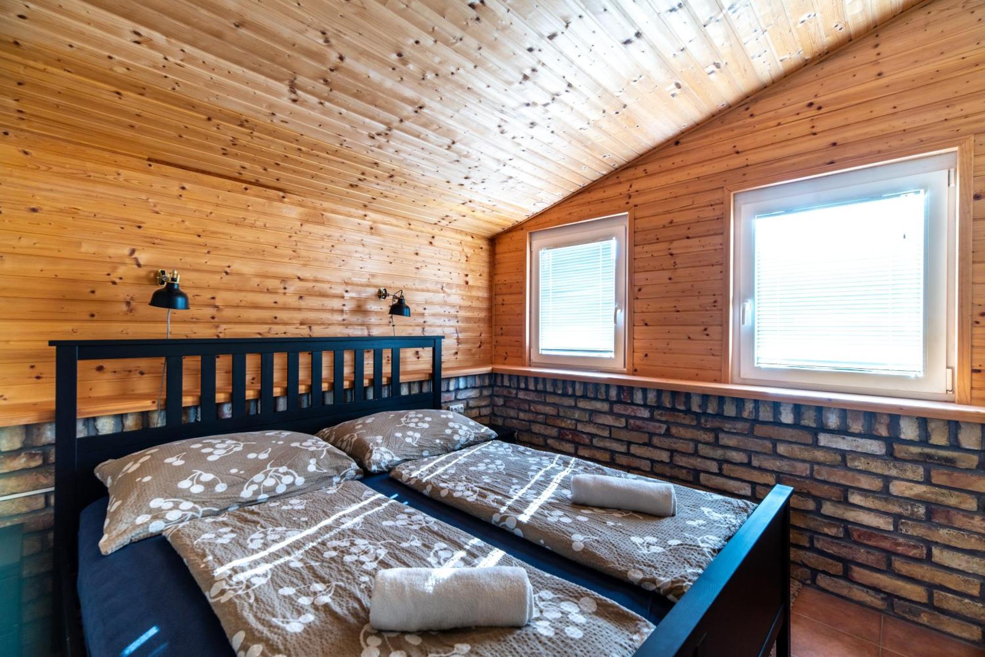 Grand Apartmanhaz Gyenesdiás Extérieur photo